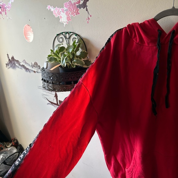 Red Hoodie - Picture 4 of 6